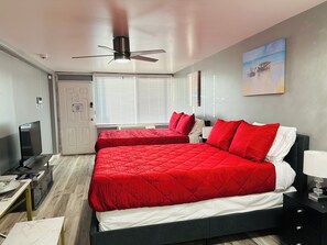 1 chambre, fer et planche à repasser, Wi-Fi gratuit, draps fournis