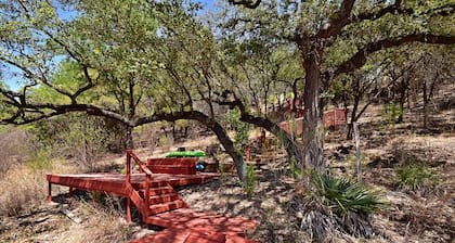 Pet-Friendly Oasis in Gated Community!