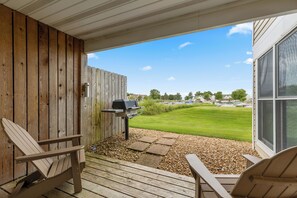 Townhouse Keluarga | Teras/patio