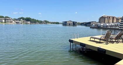 Horseshoe Bay Townhome w/ Water Access!
