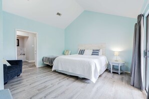 3 bedrooms, WiFi, bed sheets