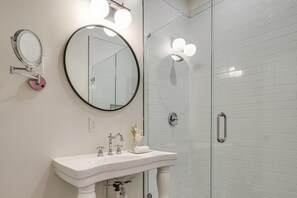 Shower, hair dryer, shampoo