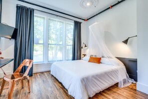 1 bedroom, iron/ironing board, WiFi, bed sheets