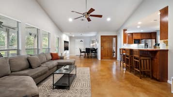 TV, fireplace, offices