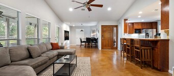 2BR Texas Countryside Home!