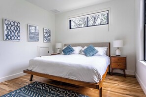 3 bedrooms, iron/ironing board, travel crib, WiFi