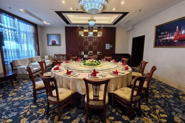 Restaurant - Gulf Hotel (Longkou)
