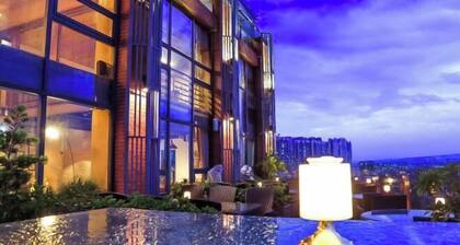 Lotus Hotel