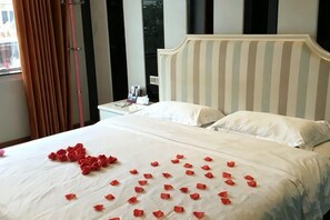 Unclassified image, 5 of 37, button - Guoran Theme Hotel (Wuhan Huquan) (Wuhan)