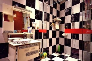 Bathroom - Guoran Theme Hotel (Wuhan Huquan) (Wuhan)