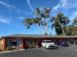 Free self parking - Stevens Motel by Capital O Ocala US 27 (Ocala)