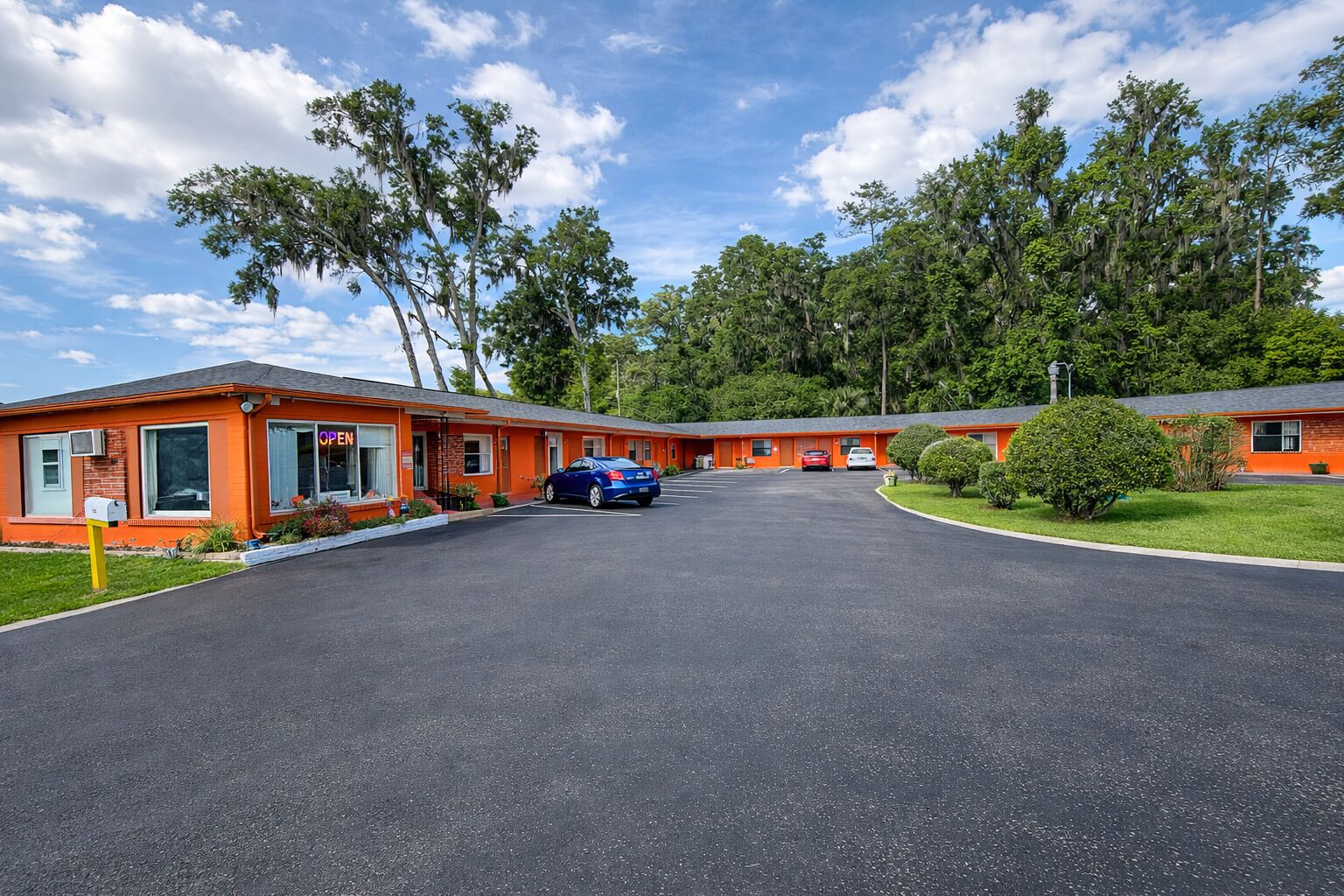 Entrada de la propiedad