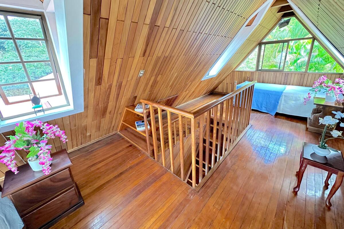 Deluxe Quadruple Room, City View | Iron/ironing board (on request), WiFi (free)