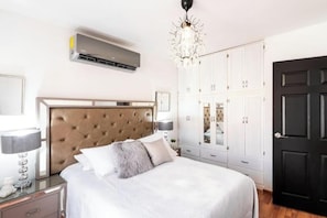 3 chambres, fer et planche à repasser, Wi-Fi, literie fournie