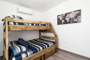 3 Schlafzimmer, Bügeleisen/Bügelbrett, WLAN, Bettwäsche
