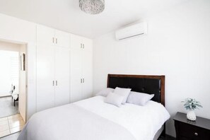 3 bedrooms, iron/ironing board, WiFi, bed sheets - Cerrada Levante Comfortable Puerta Real III

 (Hermosillo)