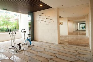 Unclassified image, 3 of 85, button - Q+ · Beihai Beibu Bay No.1 Yijia Online Serviced Apartment (Beihai)