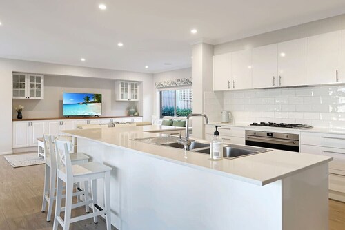 The panorama retreat- sleeps 10, aircon, brand new