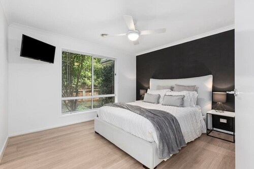 Ashwood Beach House, Sleeps 6, Pet friendly, Aircon, WIFI