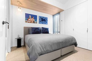 2 chambres, bureau, accès au Wi-Fi (inclus), literie fournie