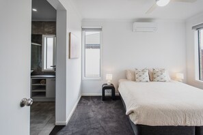 4 chambres, Wi-Fi gratuit, draps fournis