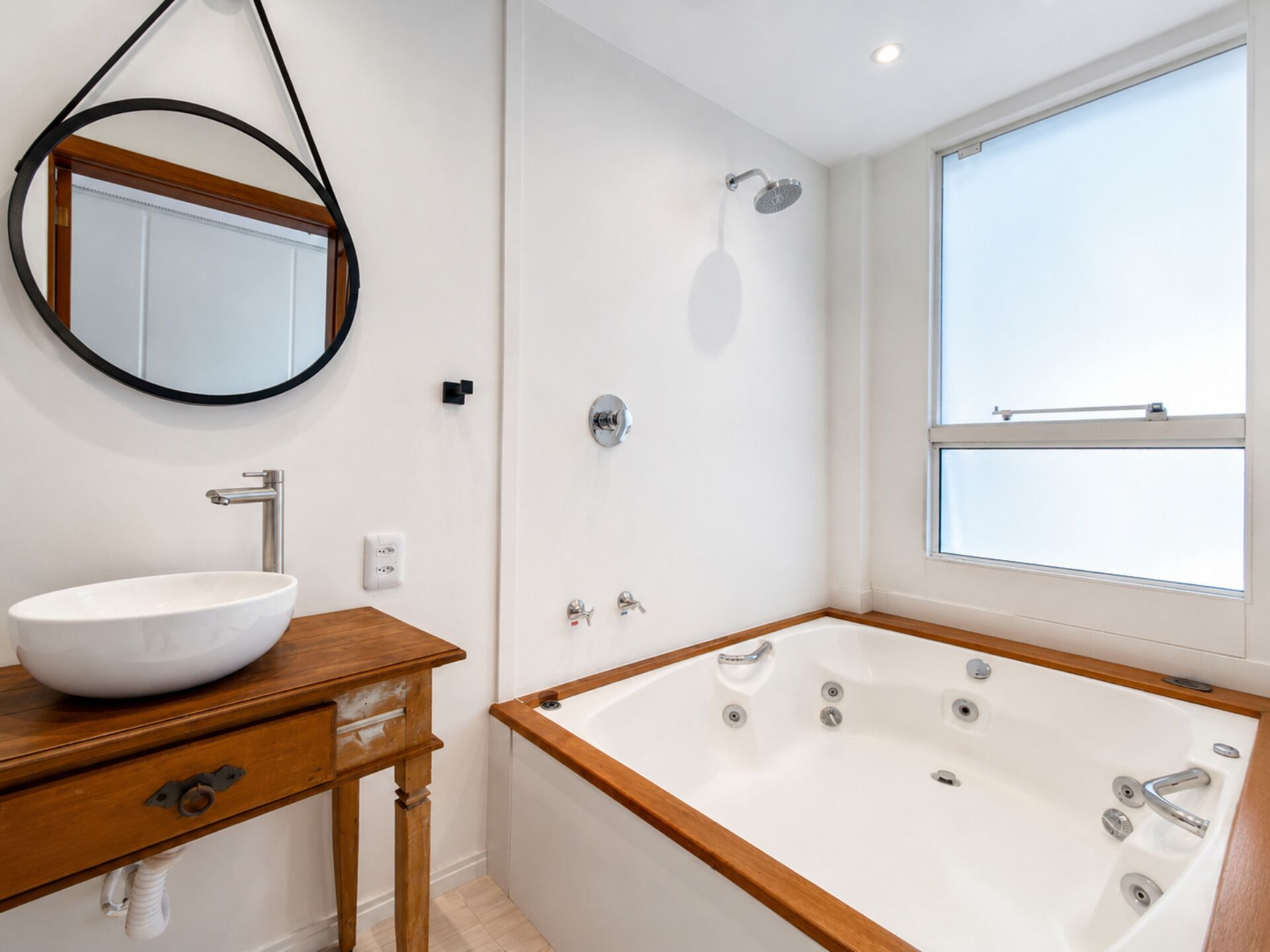 Studio, bain à remous | Bain à remous privé