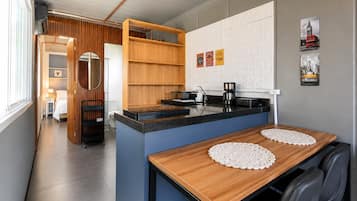 Studio | Dining