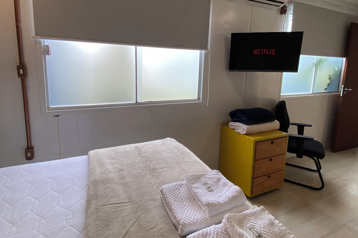 Studio Prestige | Literie de qualité, décor unique, ameublement unique, bureau