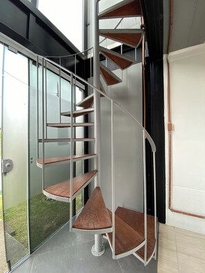 Studio, bain à remous | Terrasse/Patio