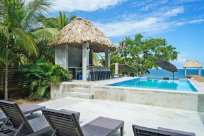 Apartment - Conmigos 6 Bedroom Beachfront Villa (Placencia)