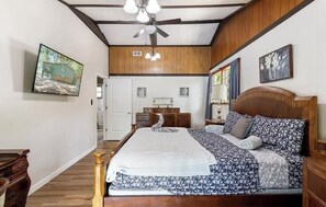 Family House, 2 Bedrooms, Kitchen, Lake View