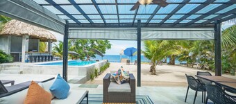 Conmigos 3 Bedroom Condo - Unit 1