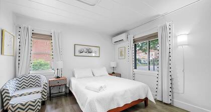 Chic City Retreat 87