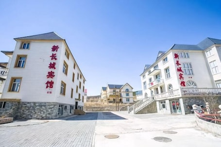Exterior. Xinchangcheng Hotel
