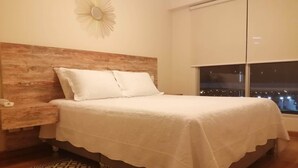 3 bedrooms, iron/ironing board, WiFi, bed sheets - Cozy apartment in Lima, in a club house. (Santiago de Surco)