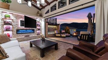 TV connectée, cheminée, vidéothÚque