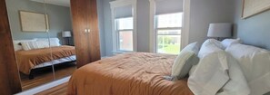 3 chambres, lit parapluie, Wi-Fi, draps fournis