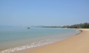 Beach - Jti seaview resort (Lingshui)
