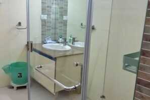 Room - Fully Furnished Ish, Atithya Homestay with Various Amenities in Lucknow, India (Lucknow)