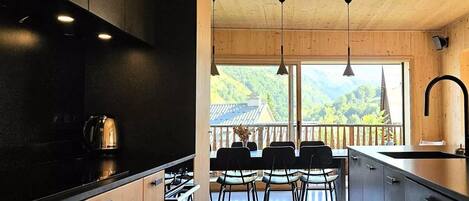 Lave-vaisselle, bouilloire électrique