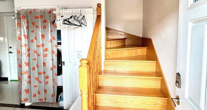 Cozy 2-bedroom guesthouse in a convenient location