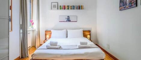 2 bedrooms, iron/ironing board, travel crib, free WiFi