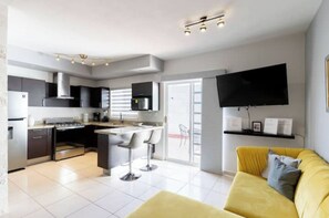 Cookware/dishes/utensils - Corceles section Welsh comfortable and stylish (Hermosillo)