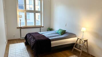 1 bedroom, iron/ironing board, travel crib, WiFi