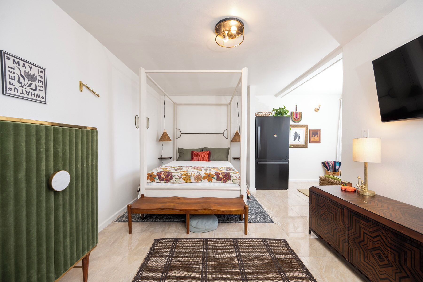 1 bedroom, desk, free WiFi, bed sheets