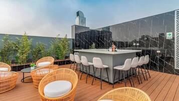 Bar (in der Unterkunft)