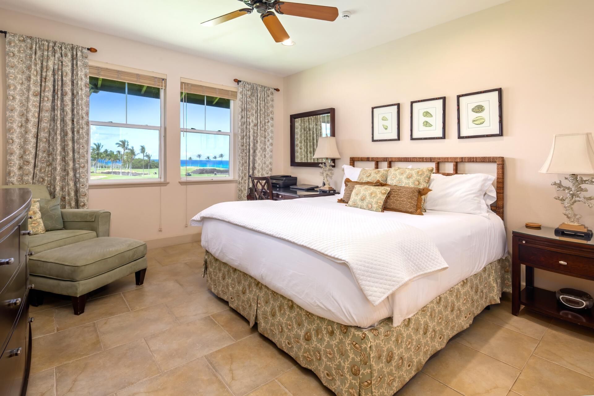 Villa, 2 chambres (Oceanfront, Sleeps 6 (HLI-12A)) | 3 chambres, espace de travail pour ordinateurs portables
