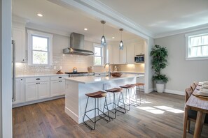 Fridge, microwave, oven, stovetop - Ocean-View Home- Chefs Kitchen,  Private Hot Tub, Dog Friendly, Double Patio (Pacific Beach)