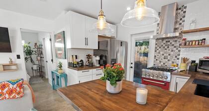 A Charming detached guesthouse with everything