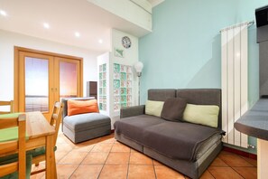 Living area - Reflections of Colors (Milano)